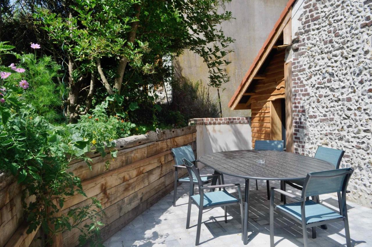 Les Bobos A La Ferme Bed & Breakfast La Madelaine-sous-Montreuil Exterior photo