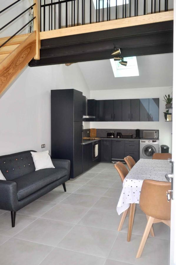Les Bobos A La Ferme Bed & Breakfast La Madelaine-sous-Montreuil Exterior photo